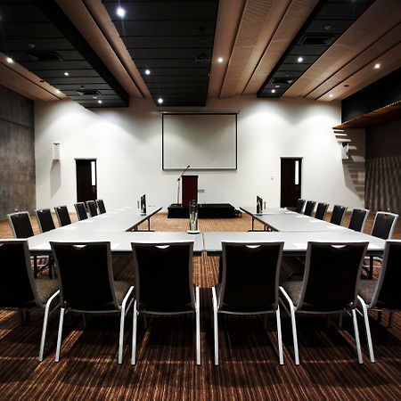 Peppers Noosa Resort And Villas Luaran gambar The boardroom