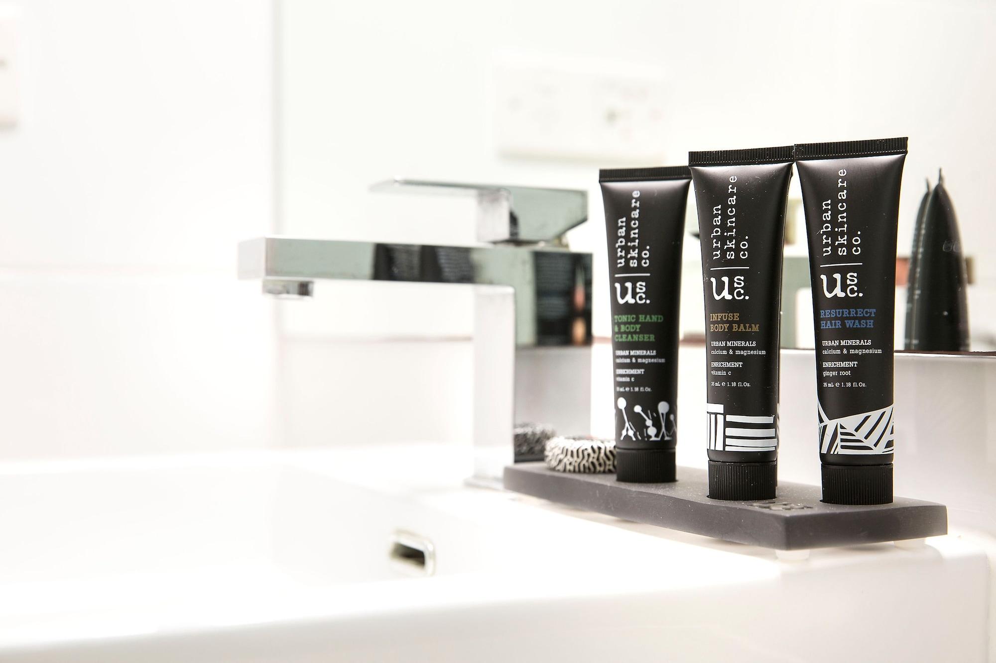 Peppers Noosa Resort And Villas Luaran gambar A selection of the Urban Retreat products