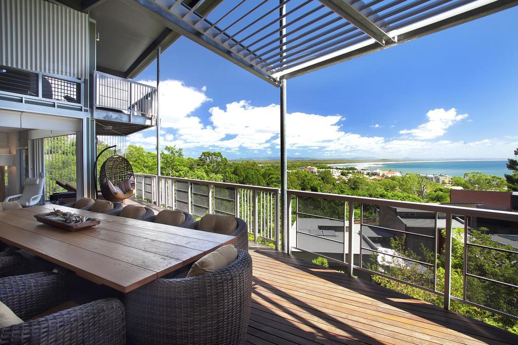 Peppers Noosa Resort And Villas Luaran gambar A view from a balcony