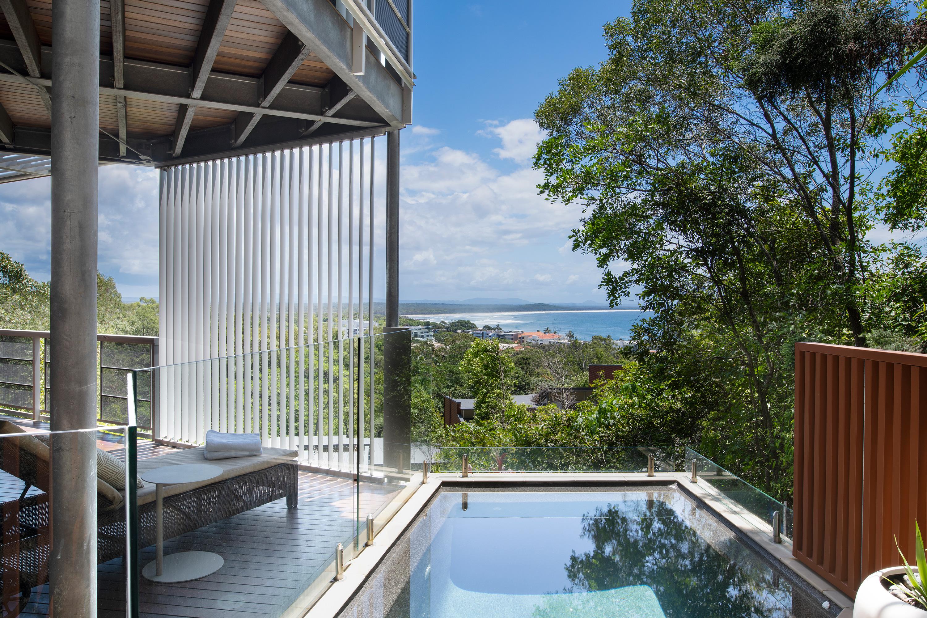 Peppers Noosa Resort And Villas Luaran gambar The pool at the 1770 Bay Hotel