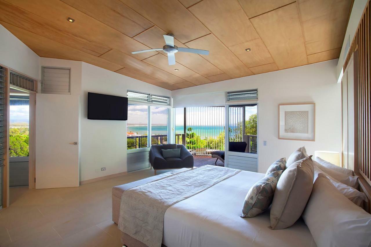 Peppers Noosa Resort And Villas Luaran gambar A bedroom at the InterContinental Fiji Resort & Spa